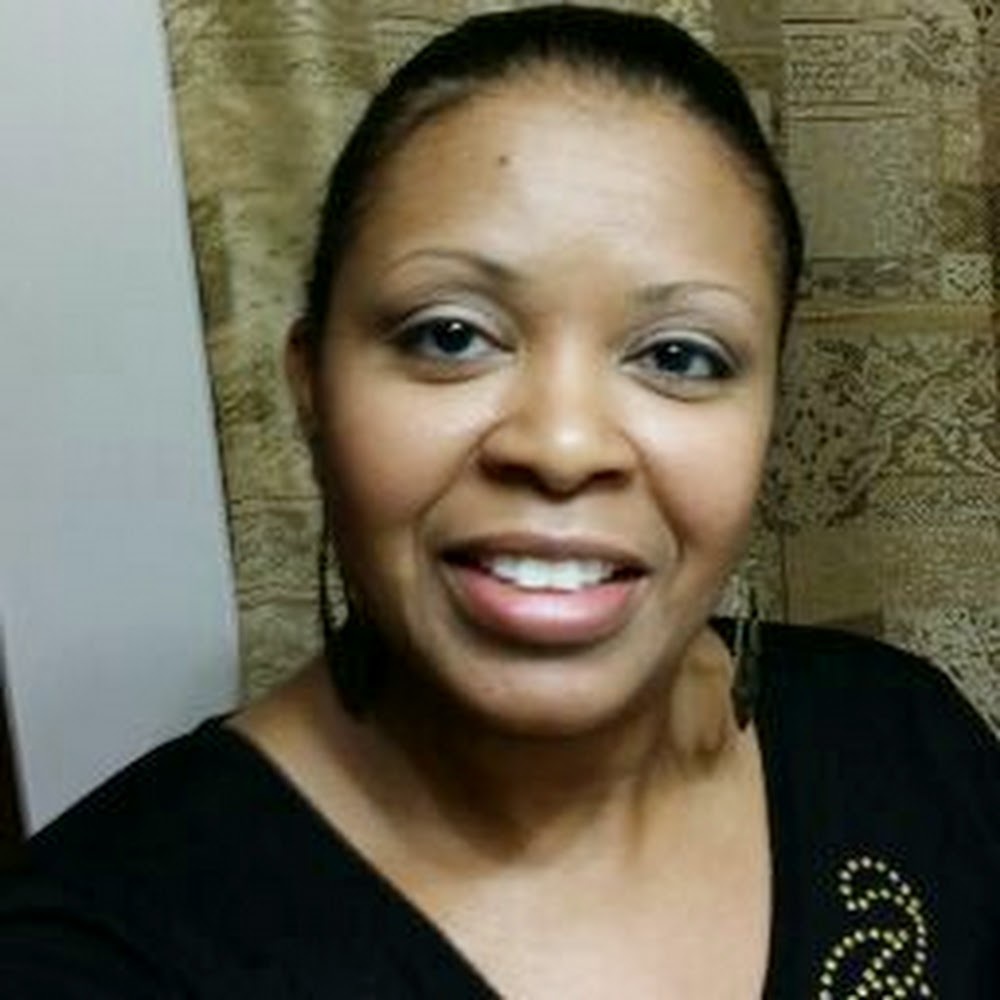 Meet your Posher, Tumika